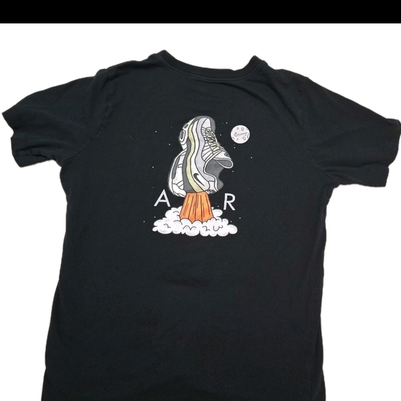 NIKE AIR Max Rocket Sneaker Graphic T-Shirt Black Space Cosmic Youth XL EUC - Picture 3 of 5